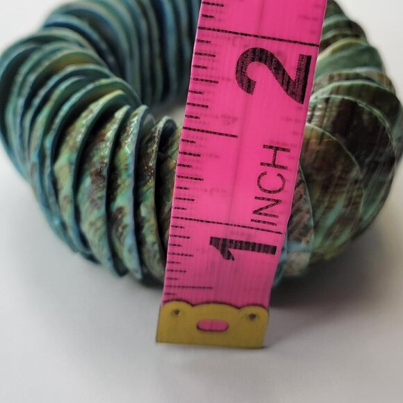 Chunky Green Sea Shell Stretch Bracelet - Picture 5 of 8